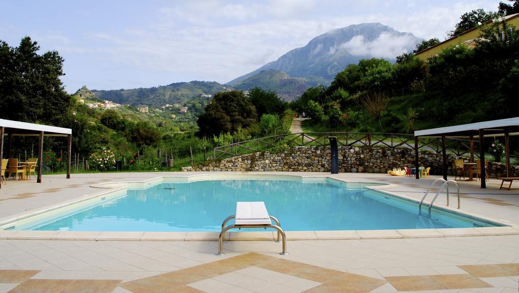 Agriturismo L'Arca Di Anna Brambilla Бельведере-Мариттимо Экстерьер фото