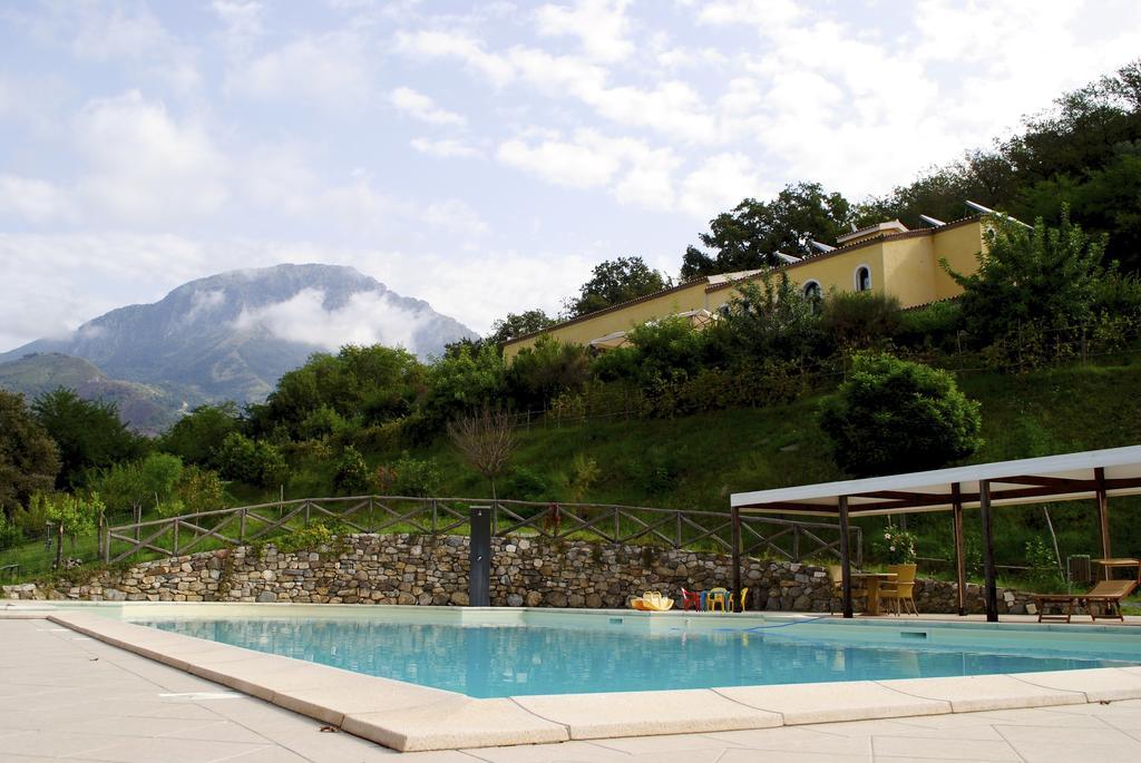 Agriturismo L'Arca Di Anna Brambilla Бельведере-Мариттимо Экстерьер фото