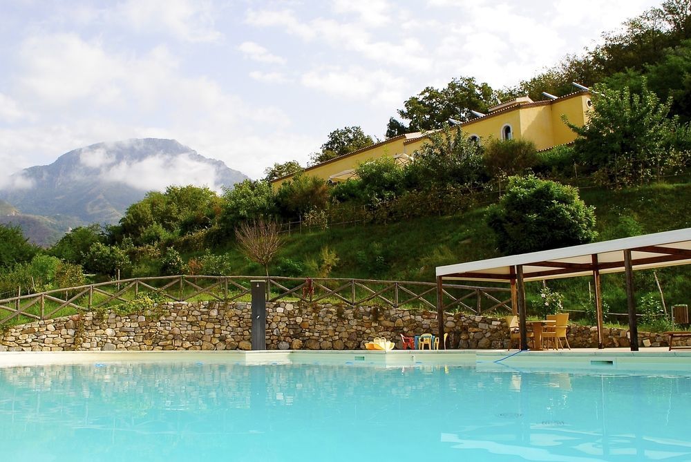 Agriturismo L'Arca Di Anna Brambilla Бельведере-Мариттимо Экстерьер фото